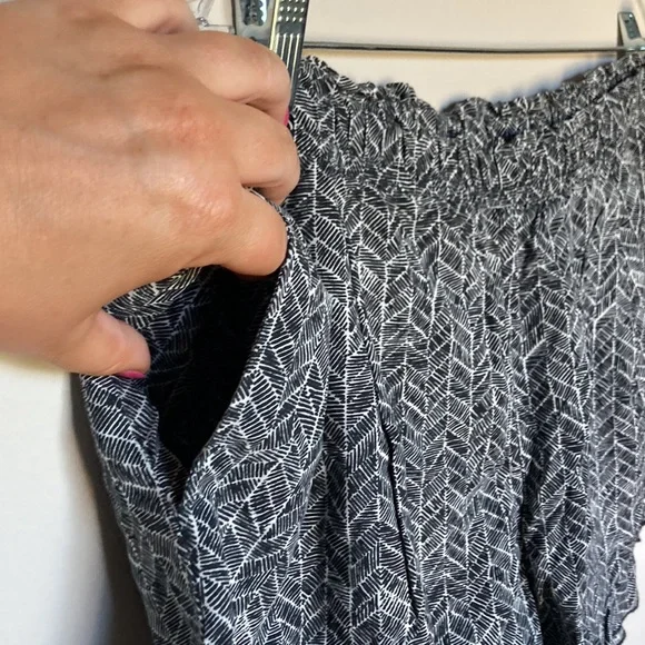 Melrose and Market Herringbone Shorts - Picture 3 of 6